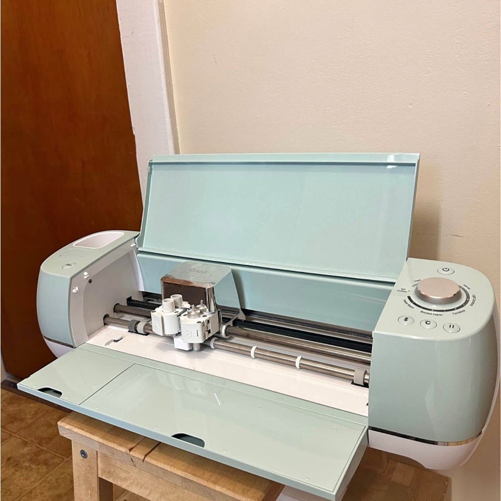 Mint Green Circuit Explore Air 2 Cutting Machine